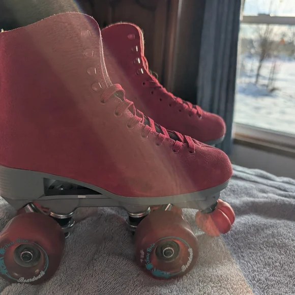 Red Suede Roller Skates - Picture 2 of 9